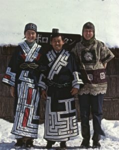 10.Nell&AinuPeople
