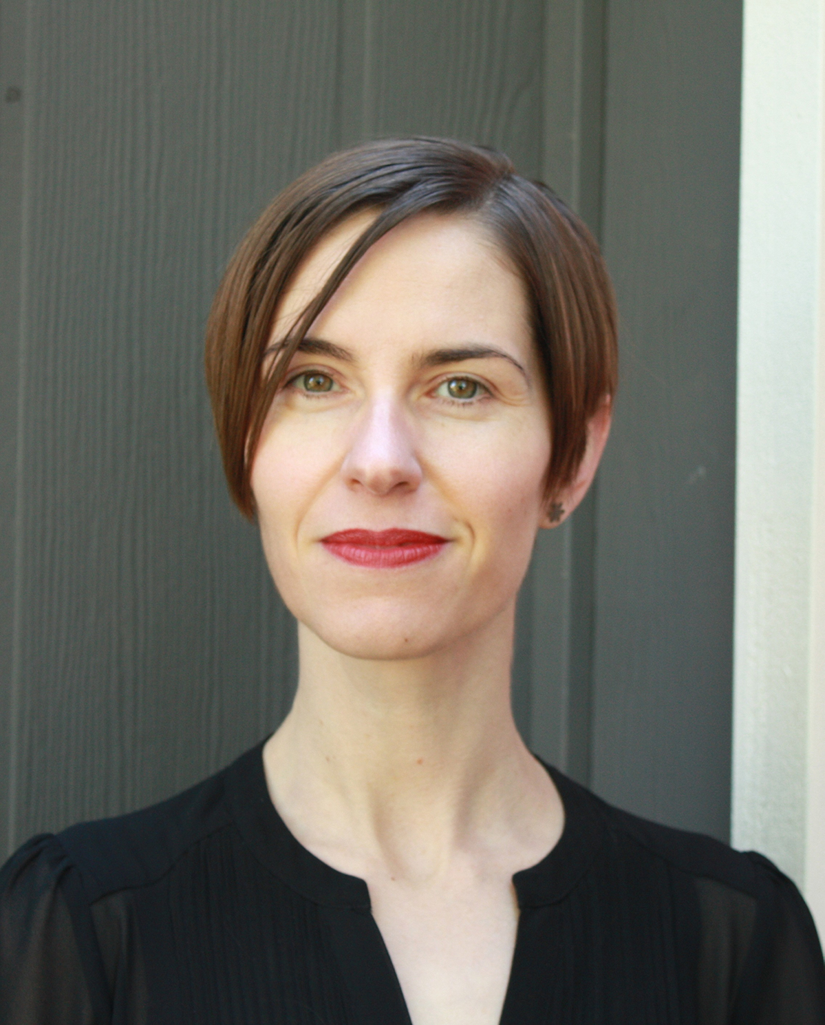 Julia Bryan WIlson headshot