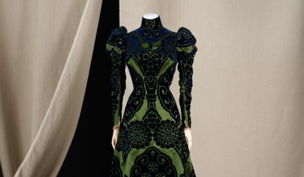 Worth: The Birth of Haute Couture